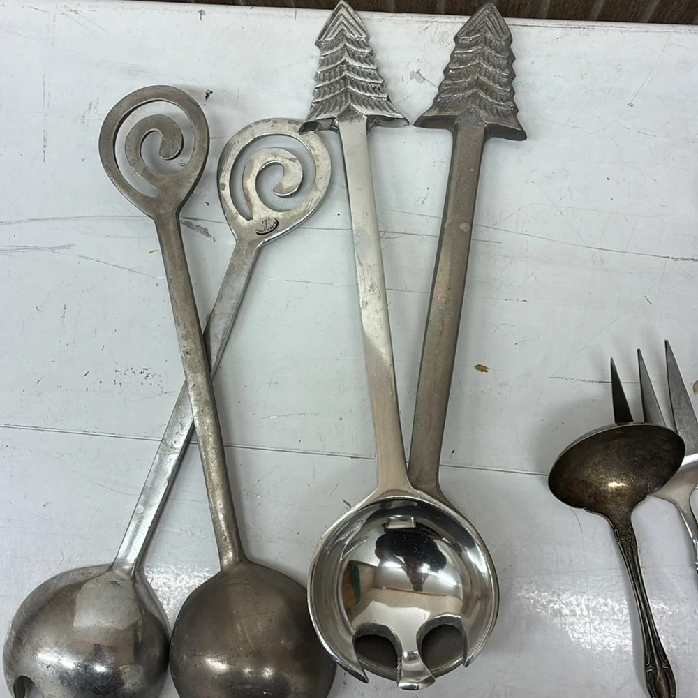 Lot of Kitchen Utensils Serving Spoons Ladle Pampered Chef Spoon Holiday Servers